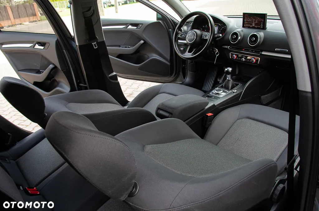 Audi A3 1.6 TDI Sportback - 28