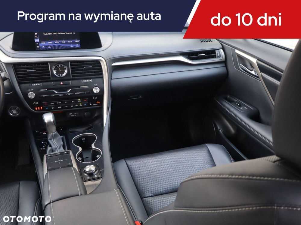 Lexus RX - 10