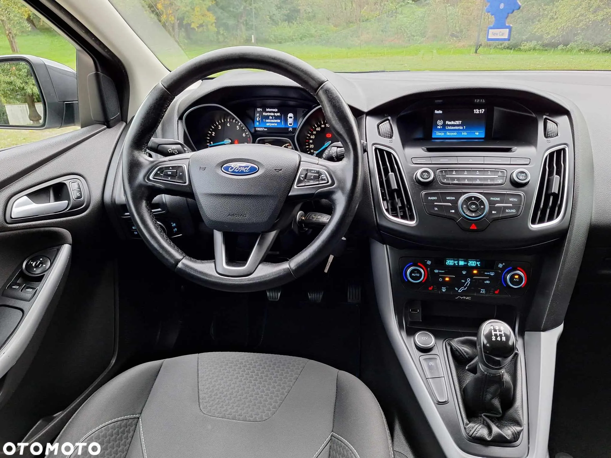 Ford Focus 1.0 EcoBoost Start-Stopp-System TITANIUM - 2