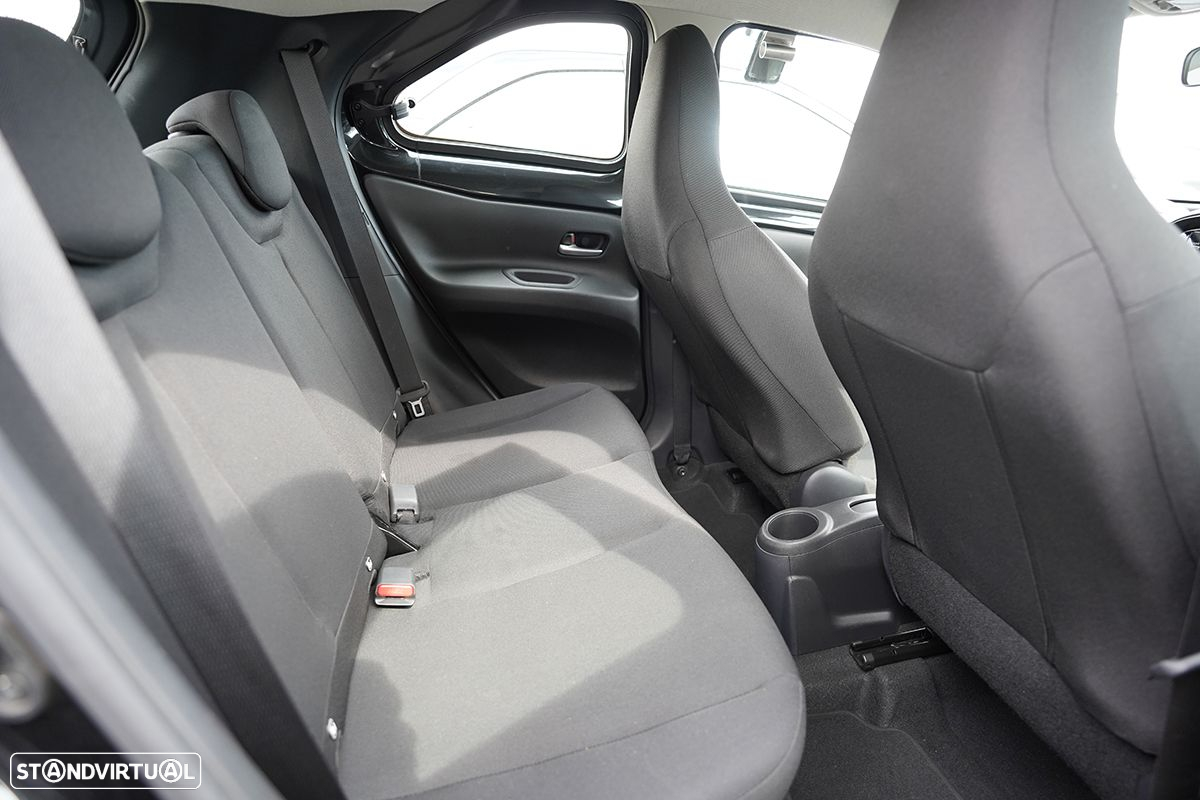 Toyota Aygo 1.0 X-Play - 18
