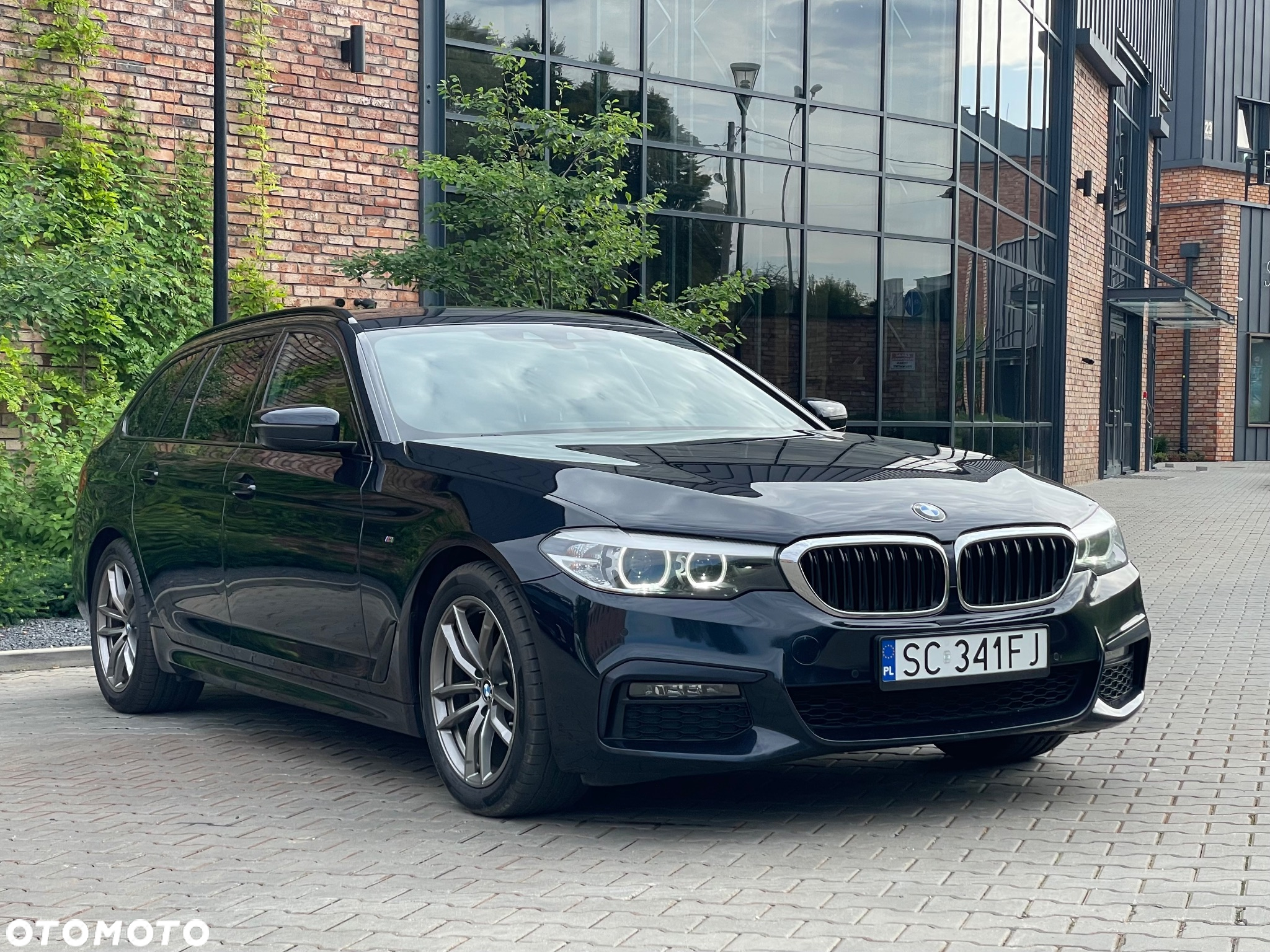 BMW Seria 5 518d M Sport - 3
