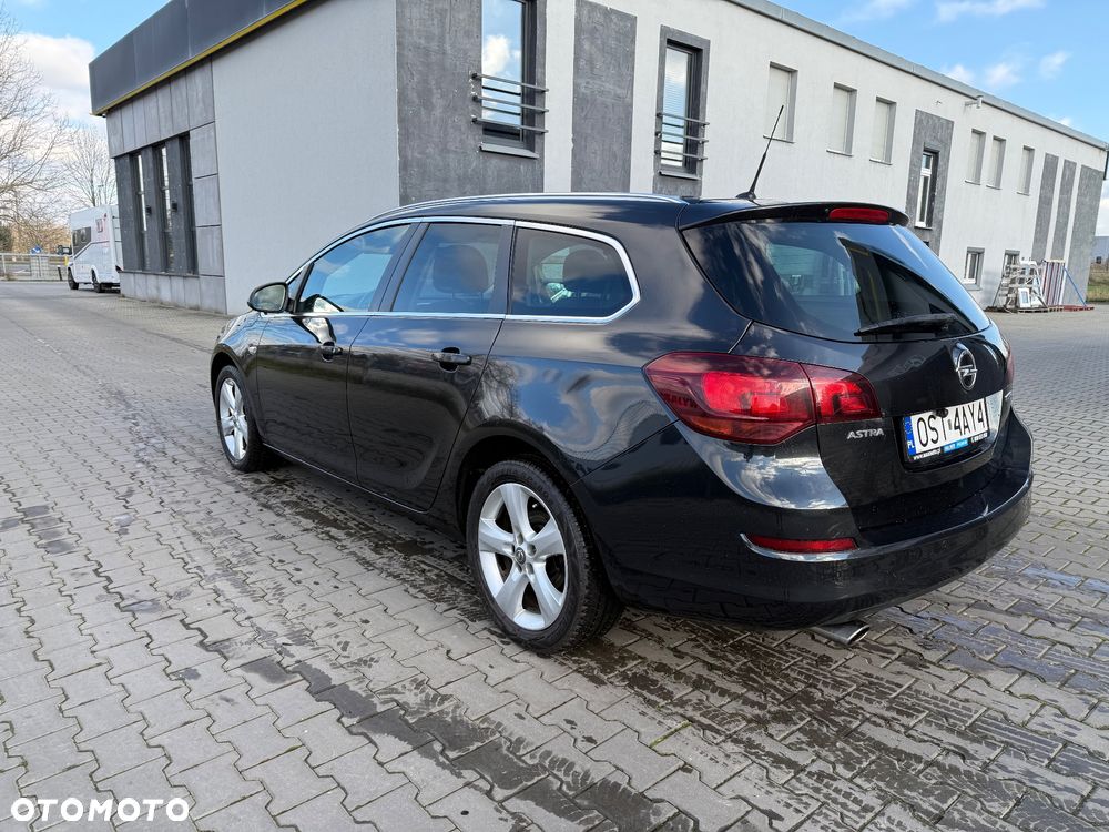 Opel Astra 1.4 T Cosmo - 3