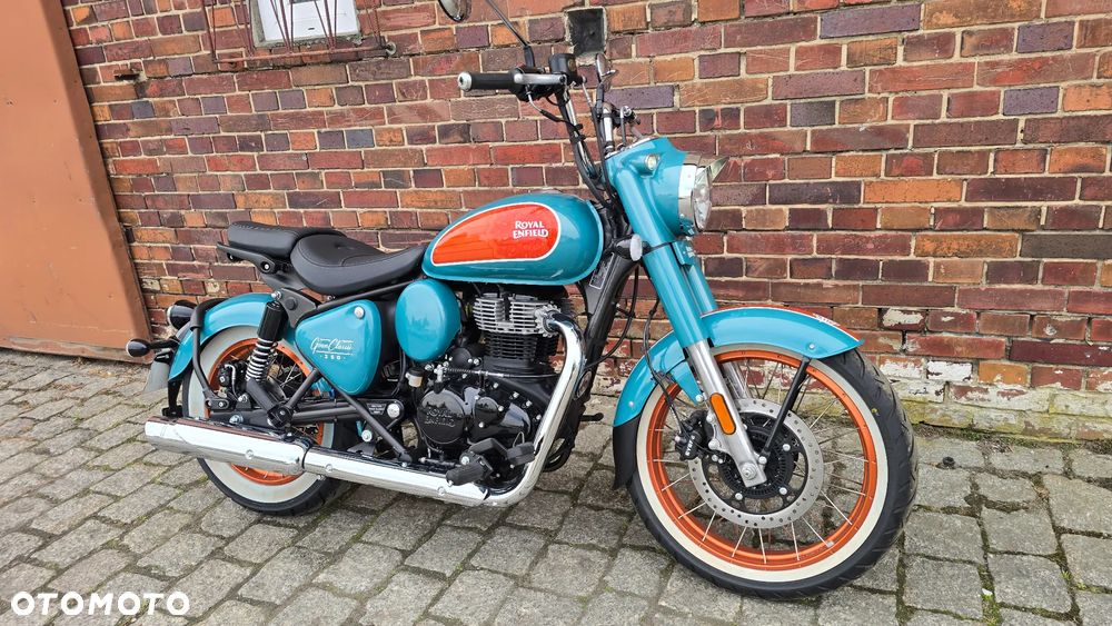 Royal Enfield Classic - 20