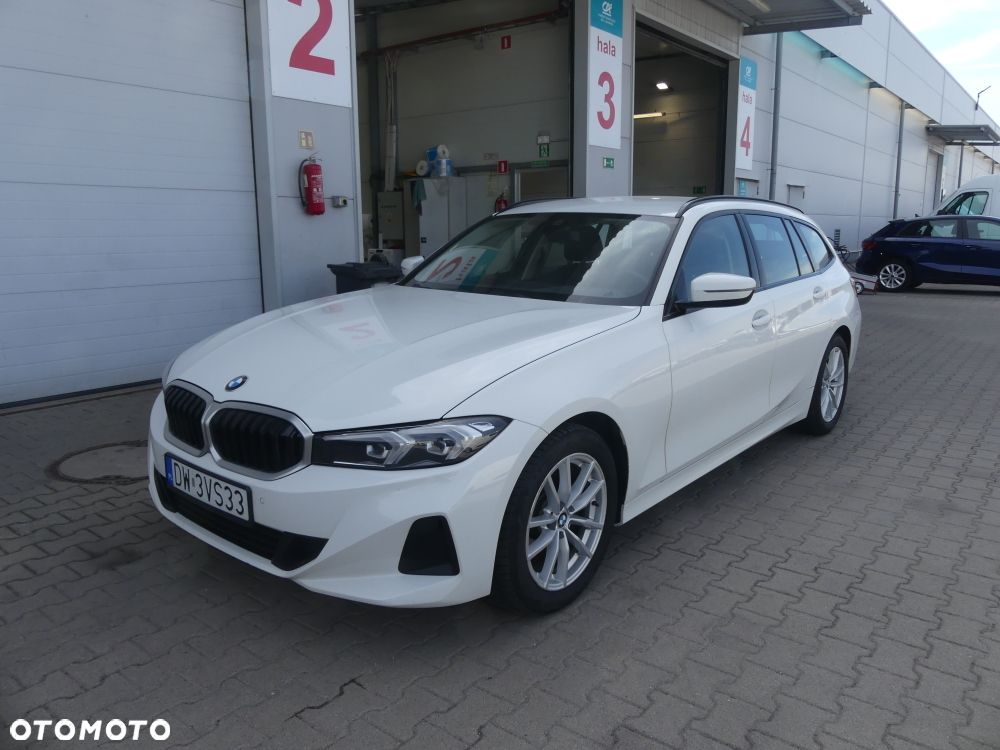 BMW Seria 3 318d mHEV - 1