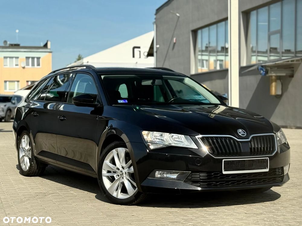 Skoda Superb Combi 1.6 TDI Ambition - 2