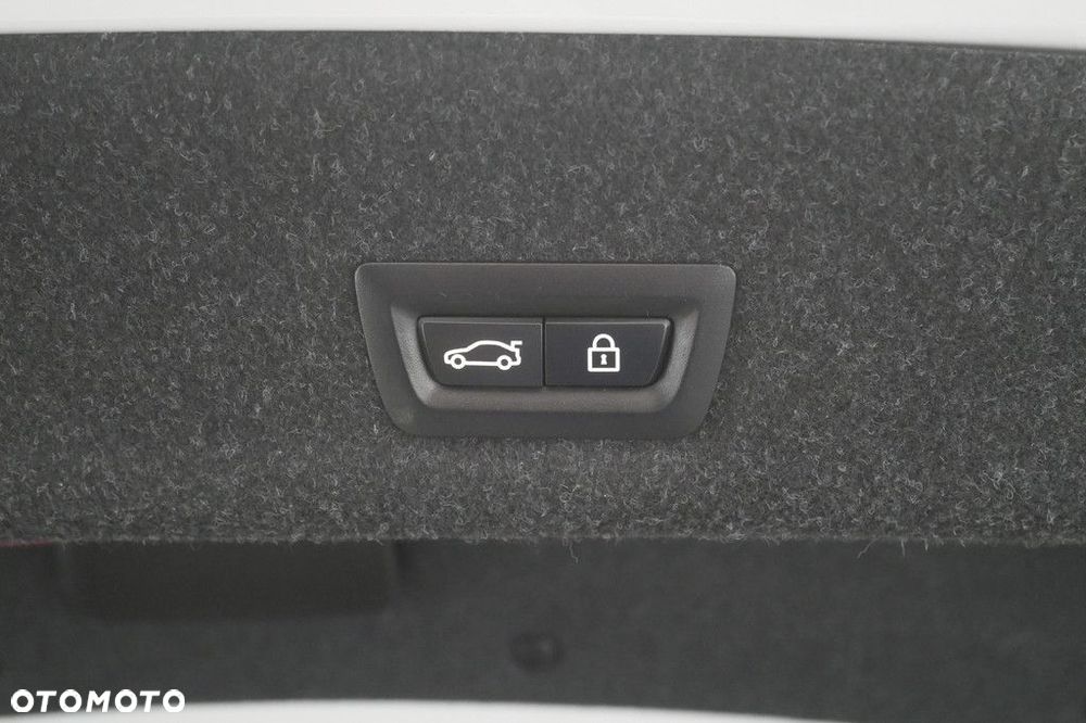BMW Seria 3 - 17
