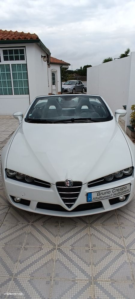 Alfa Romeo Spider 2.4 JTDM - 5