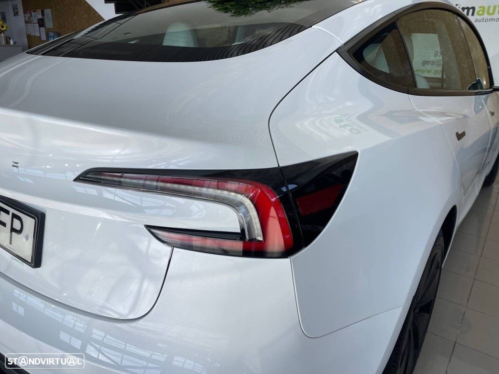Tesla Model 3 Standard RWD - 13