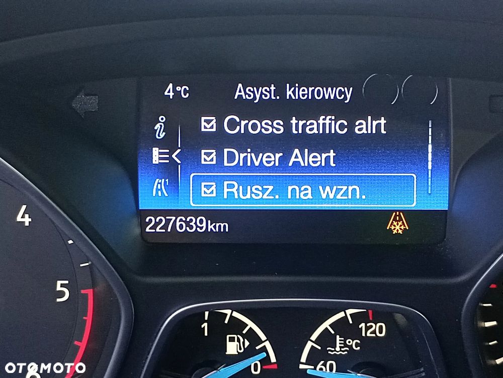 Ford Focus 2.0 TDCi DPF Start-Stopp-System Titanium - 35