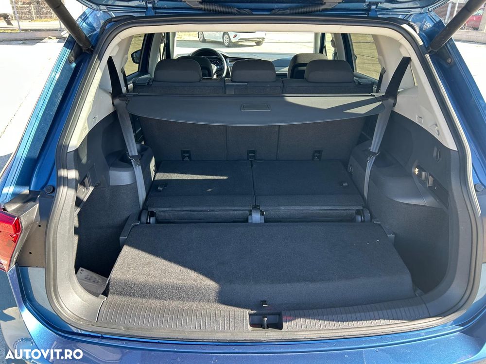 Volkswagen Tiguan - 17