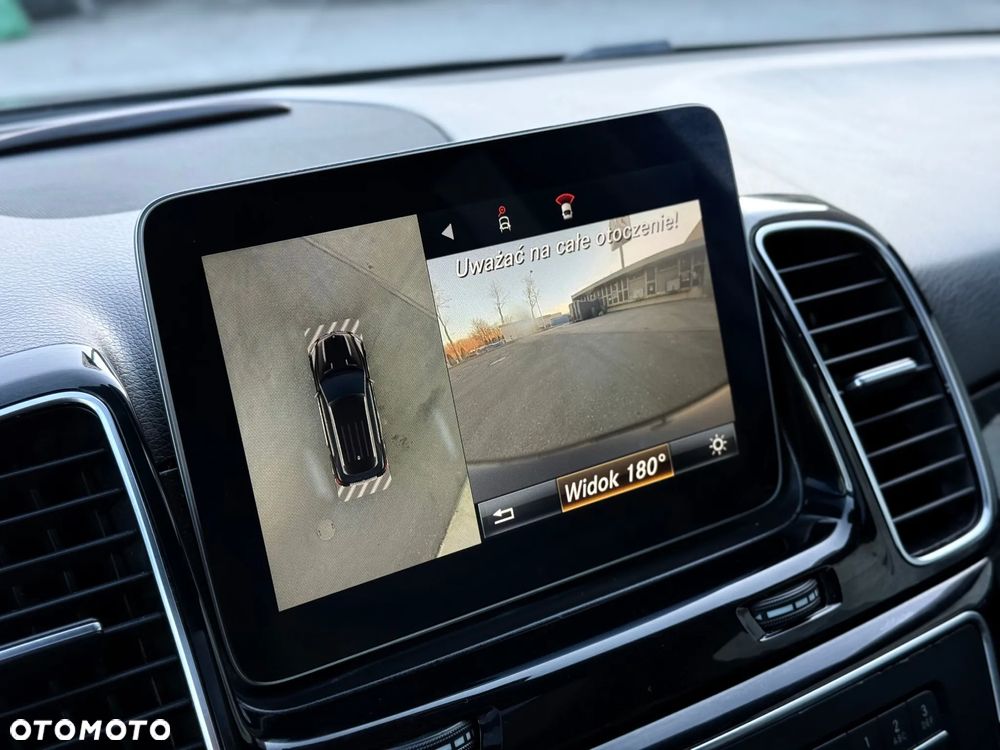 Mercedes-Benz GLE 400 4Matic 9G-TRONIC AMG Line - 33