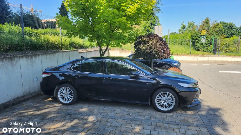 Toyota Camry 2.5 Hybrid Executive CVT - 1