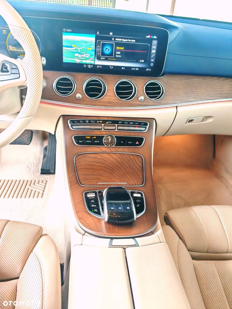 Mercedes-Benz Klasa E 220 d 9G-TRONIC - 4