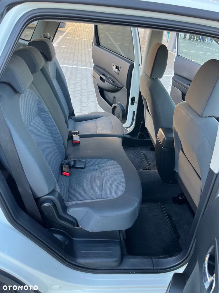 Nissan Qashqai+2 2.0 Visia - 12
