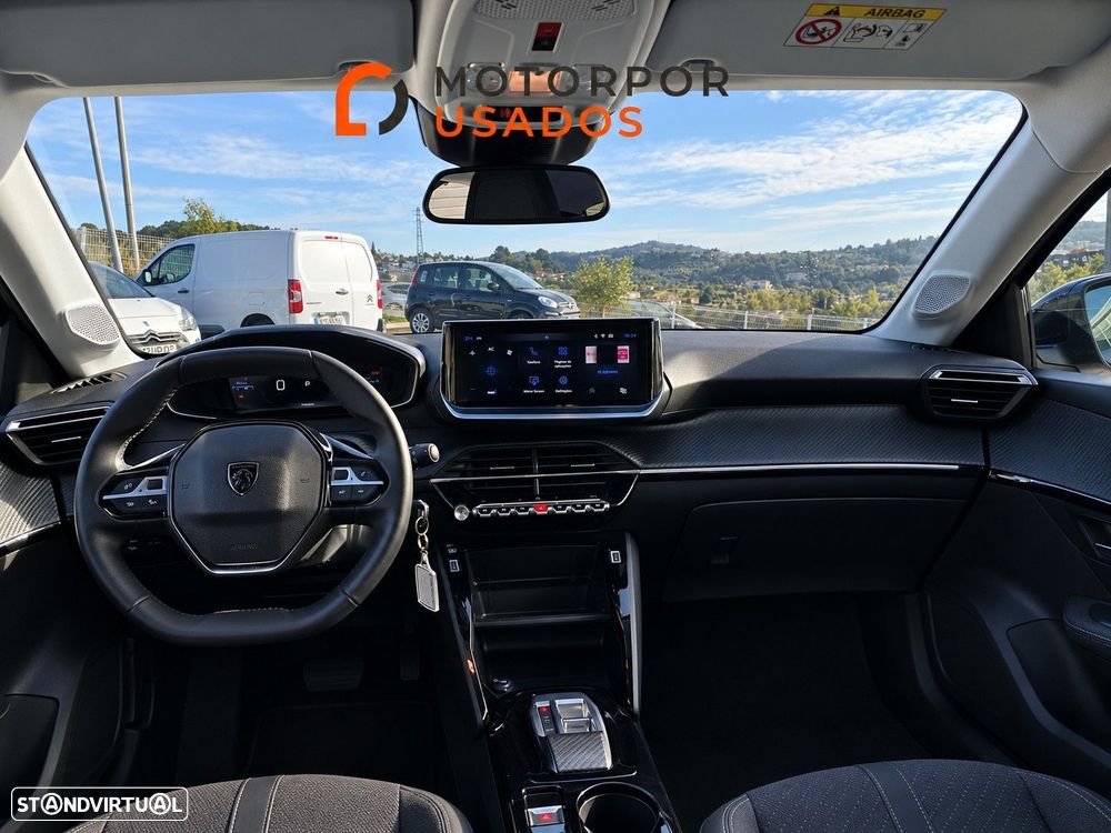 Peugeot 208 1.2 Hybrid Allure e-DCS6 - 8