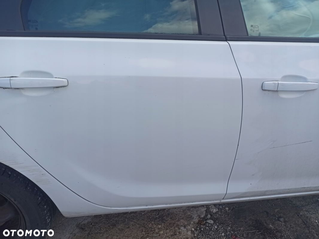 Drzwi prawy tył kompletne OPEL ASTRA IV J KOMBI Y40R 10-15 - 5