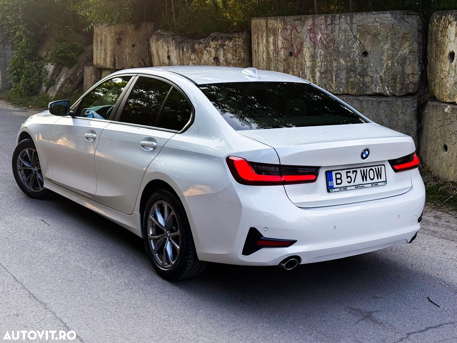 BMW Seria 3 318d Aut. Luxury Line - 6