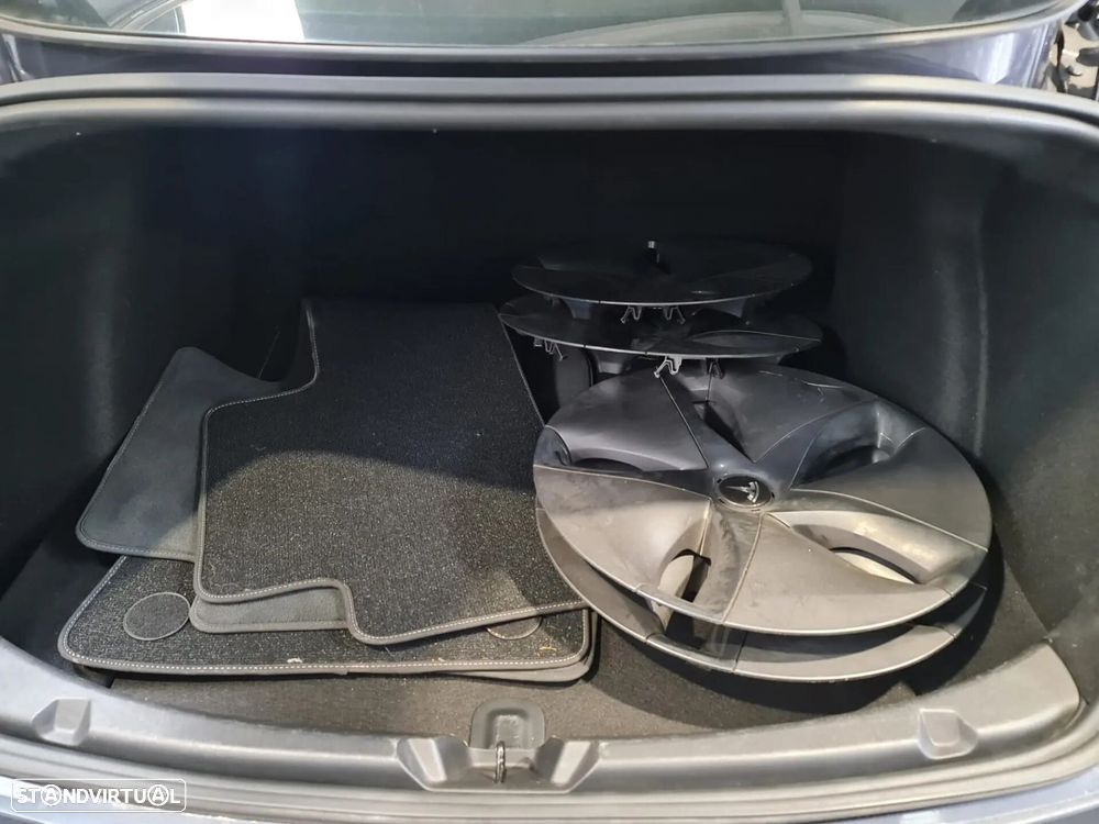 Tesla Model 3 Standard Range Plus RWD - 7