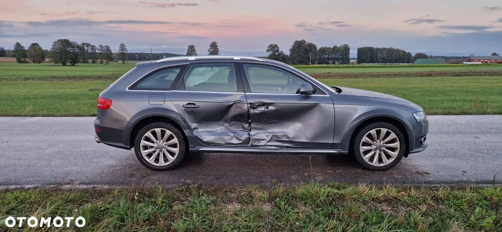Audi A4 Allroad 2.0 TFSI Quattro S tronic - 4