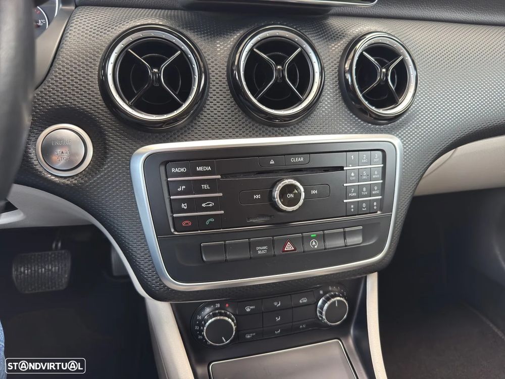 Mercedes-Benz A 180 d 7G DCT - 11