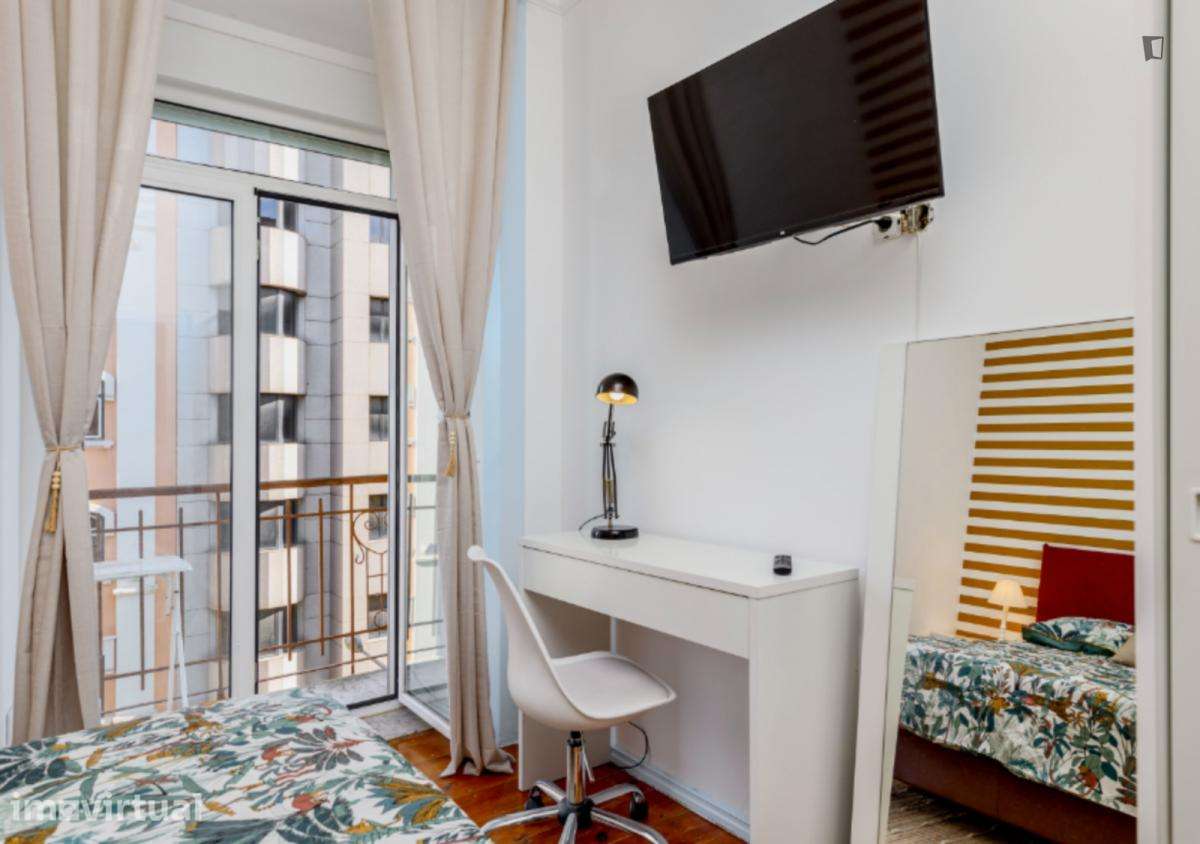 Apartamento com 6 quartos - localizado em São Sebastião Lisbon - Grande imagem: 3/42