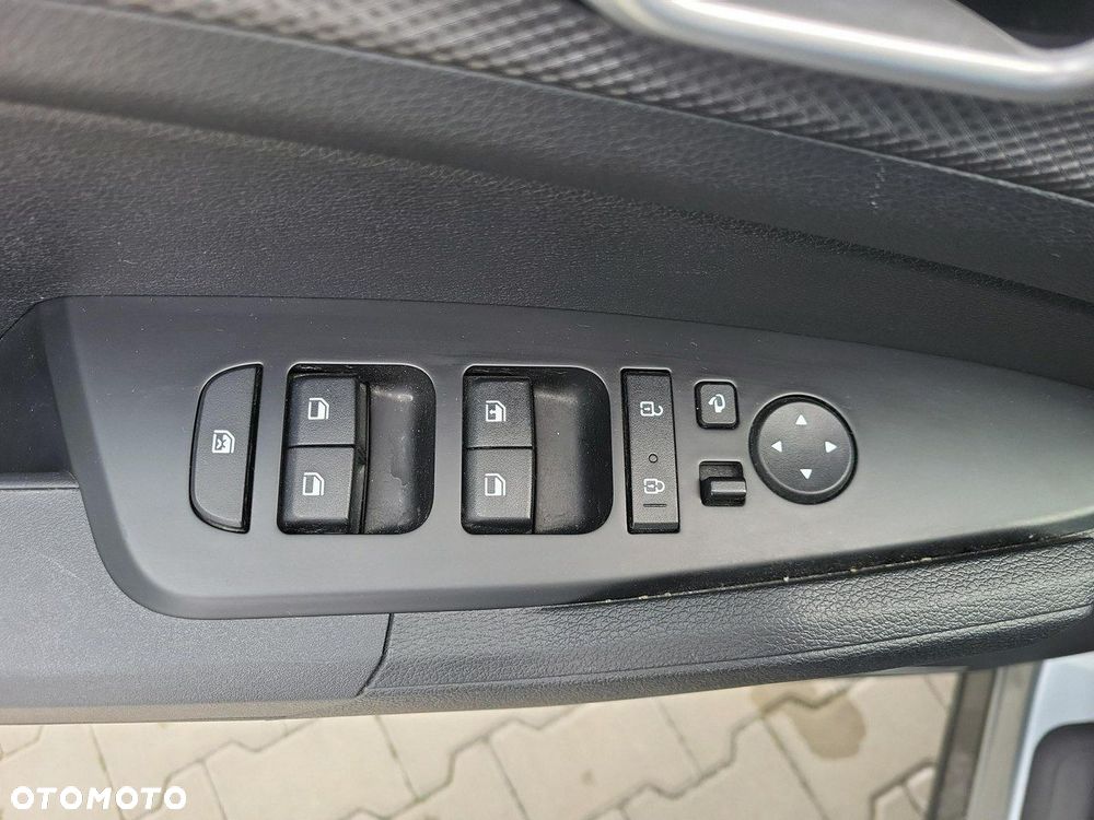 Kia Sportage 1.6 T-GDI M 2WD - 25