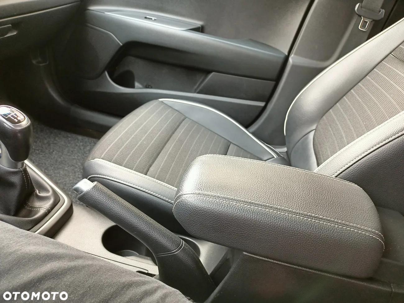 Kia Rio 1.0 T-GDI 120 GT Line - 19