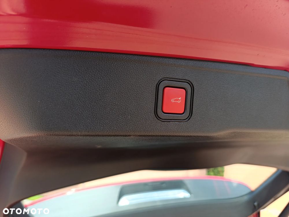 Jeep Avenger 1.2 GSE T3 Turbo-Benzin GDI Summit - 19
