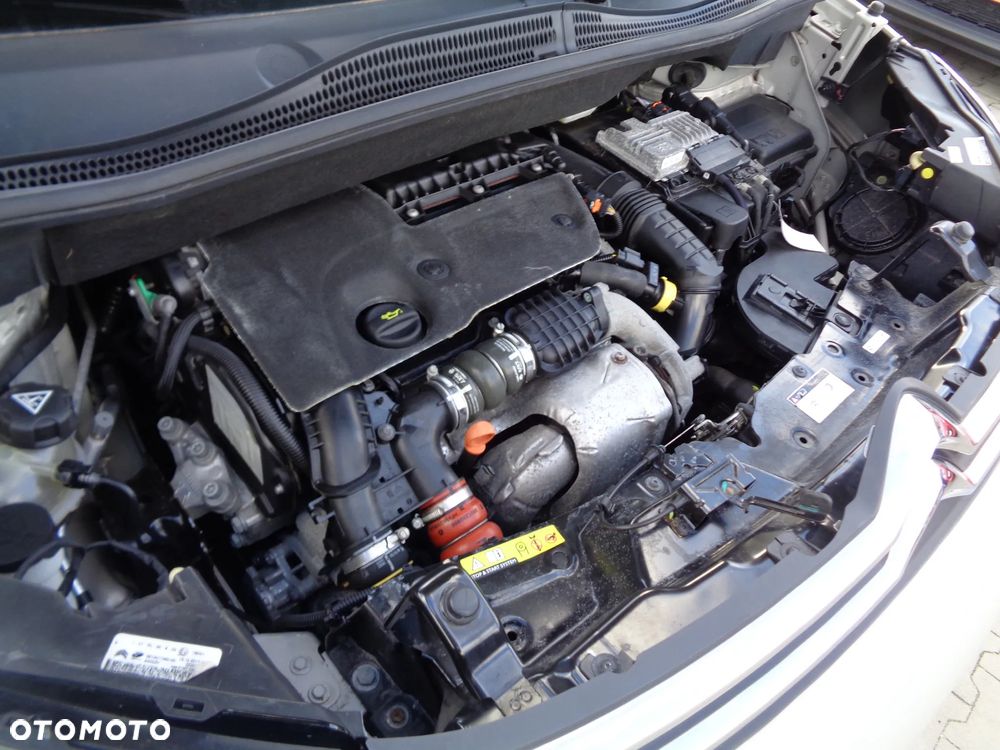 Citroën C3 Aircross 1.6 BlueHDi Shine S&S - 27