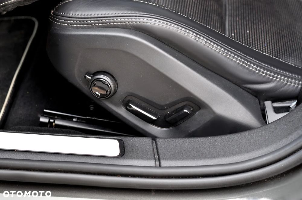 Volvo V60 T4 Geartronic RDesign - 24