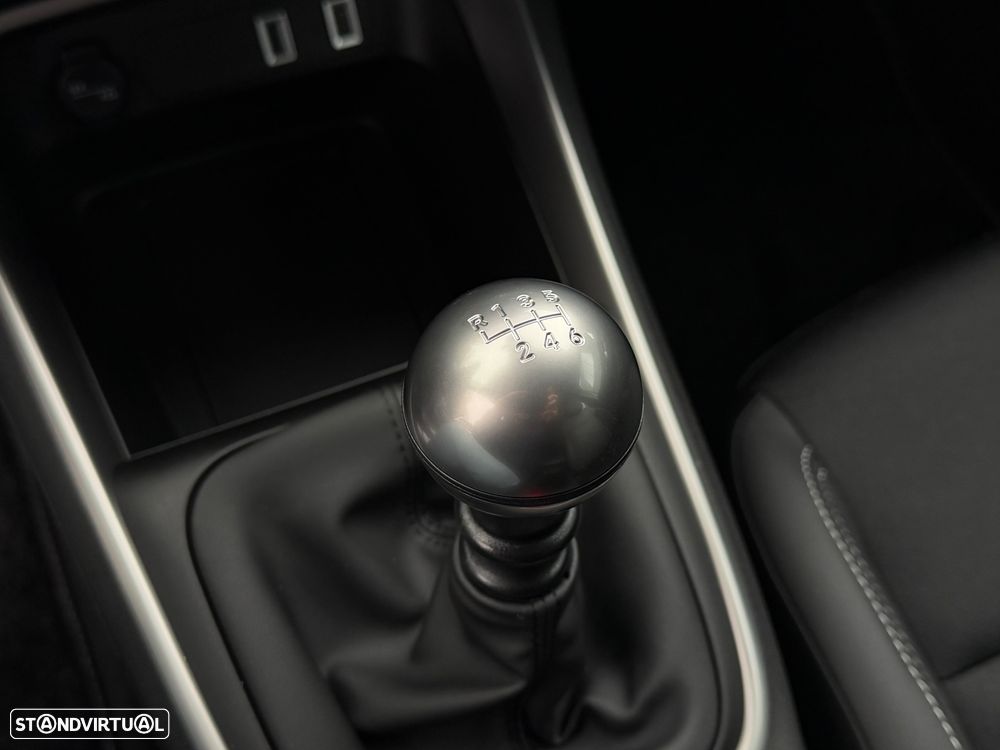 Jeep Avenger 1.2 GSE T3 Altitude - 20