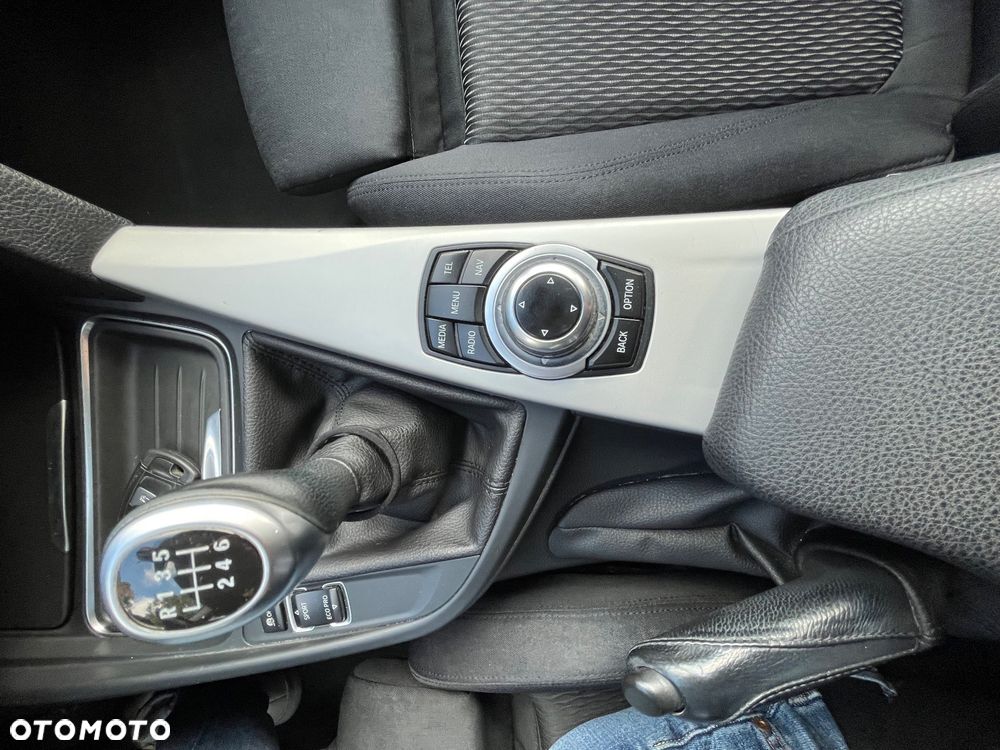 BMW Seria 3 - 25