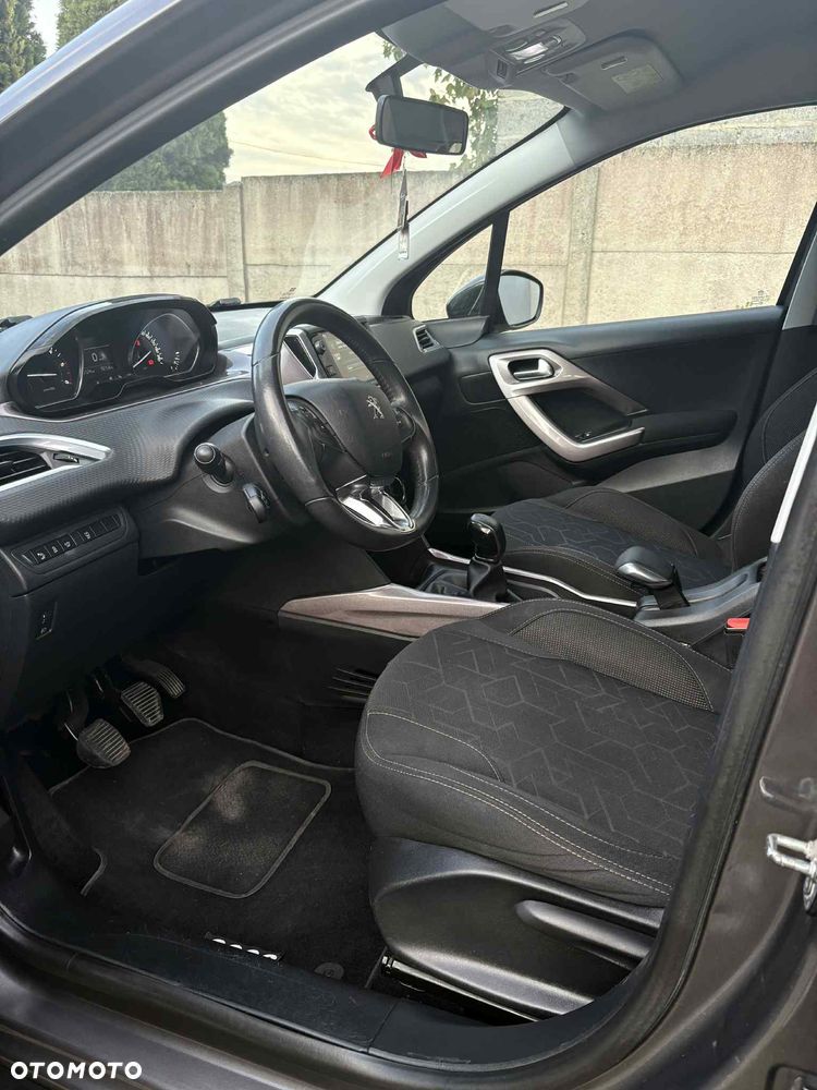 Peugeot 2008 e-HDi FAP 92 STOP & START Active - 5