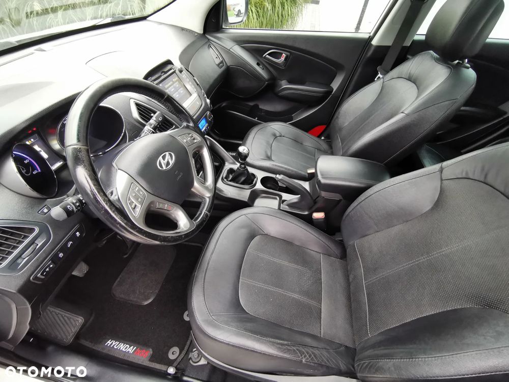 Hyundai ix35 1.7 CRDi 2WD blue Style - 11