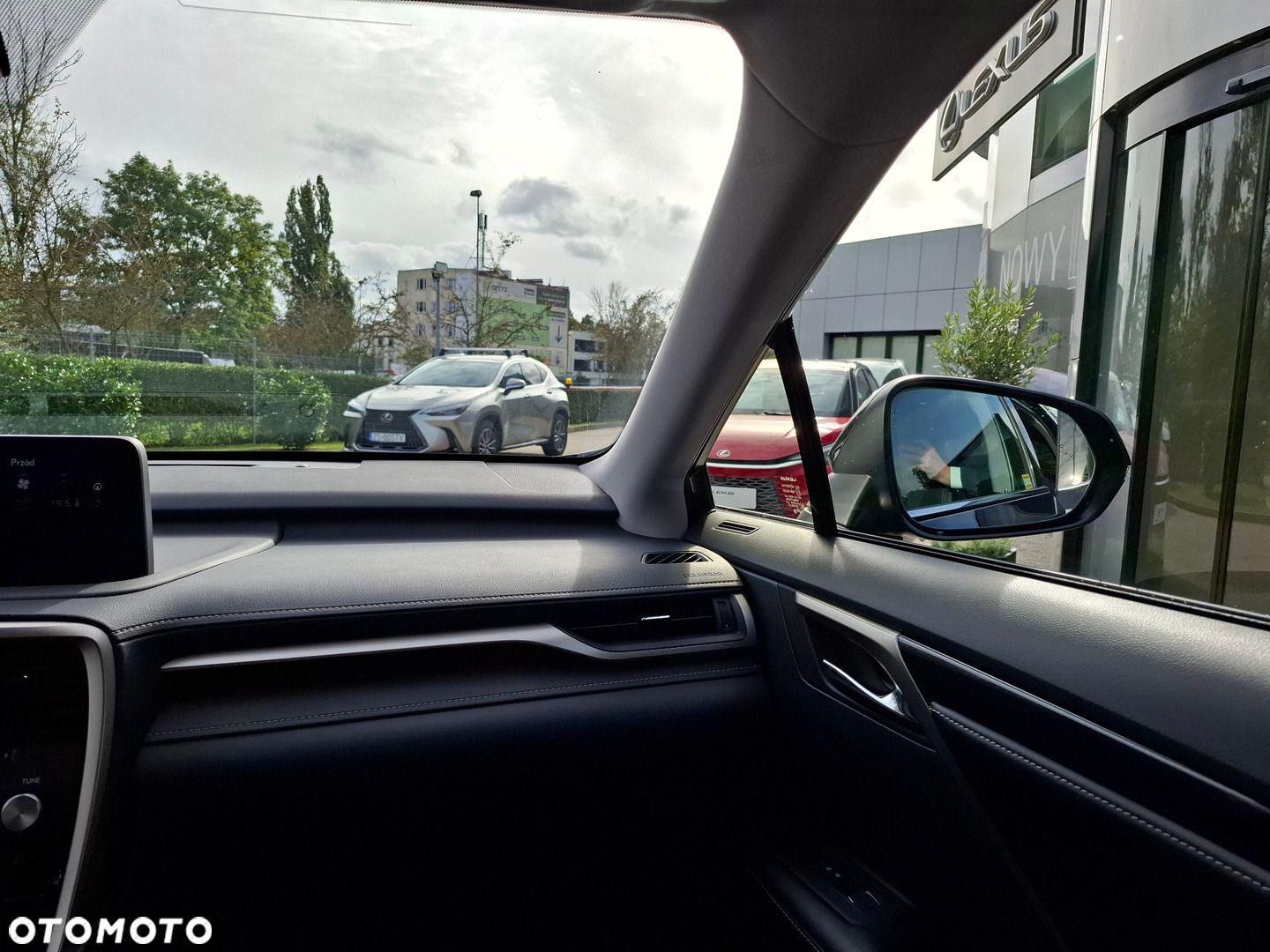 Lexus RX - 30