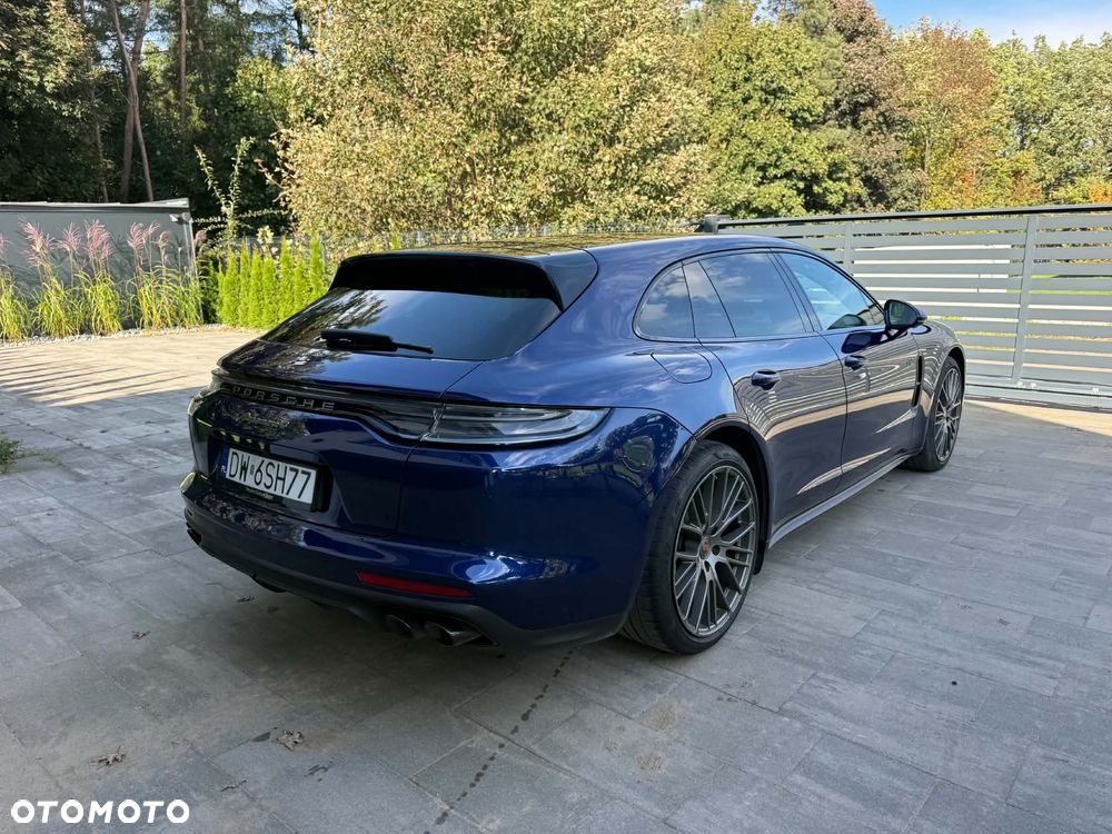 Porsche Panamera 4 Platinum Edition - 19