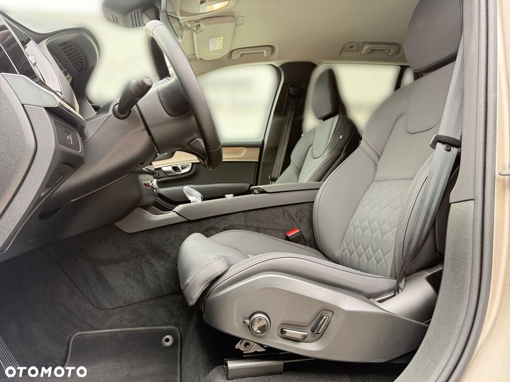 Volvo XC 90 - 11