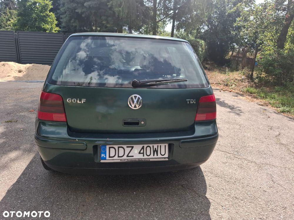 Volkswagen Golf 1.9 TDI Highline - 4