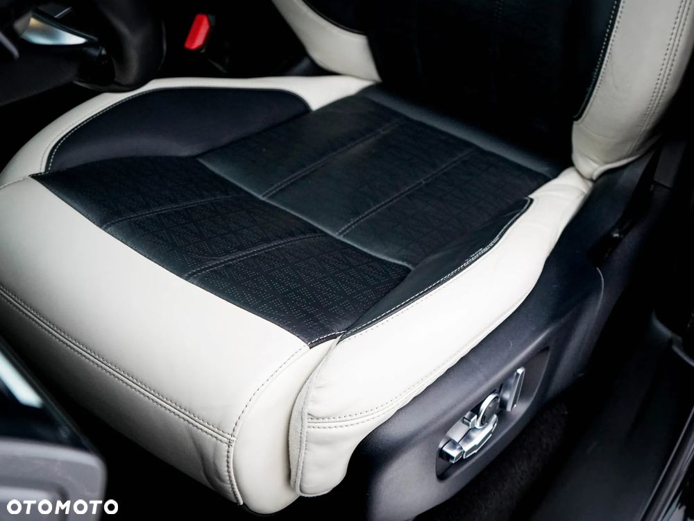 Land Rover Range Rover Sport P525 5.0 V8 Autobiography Dynamic - 24