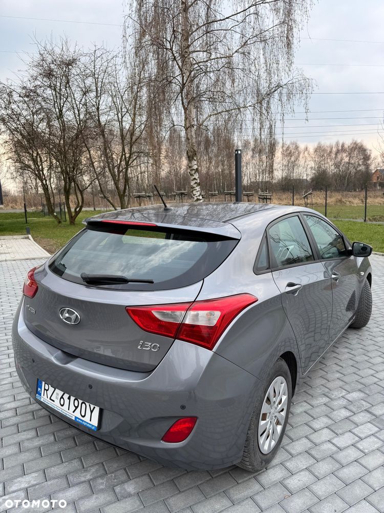 Hyundai i30 1.4 Classic + - 4