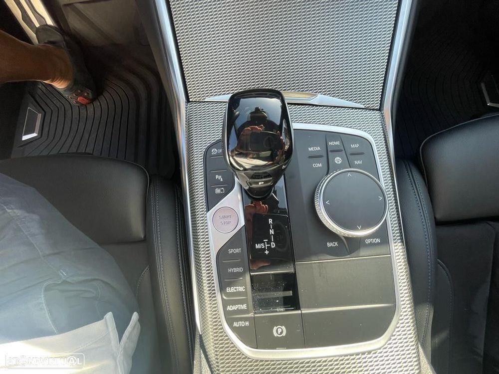 BMW 330 e Pack M Auto - 27