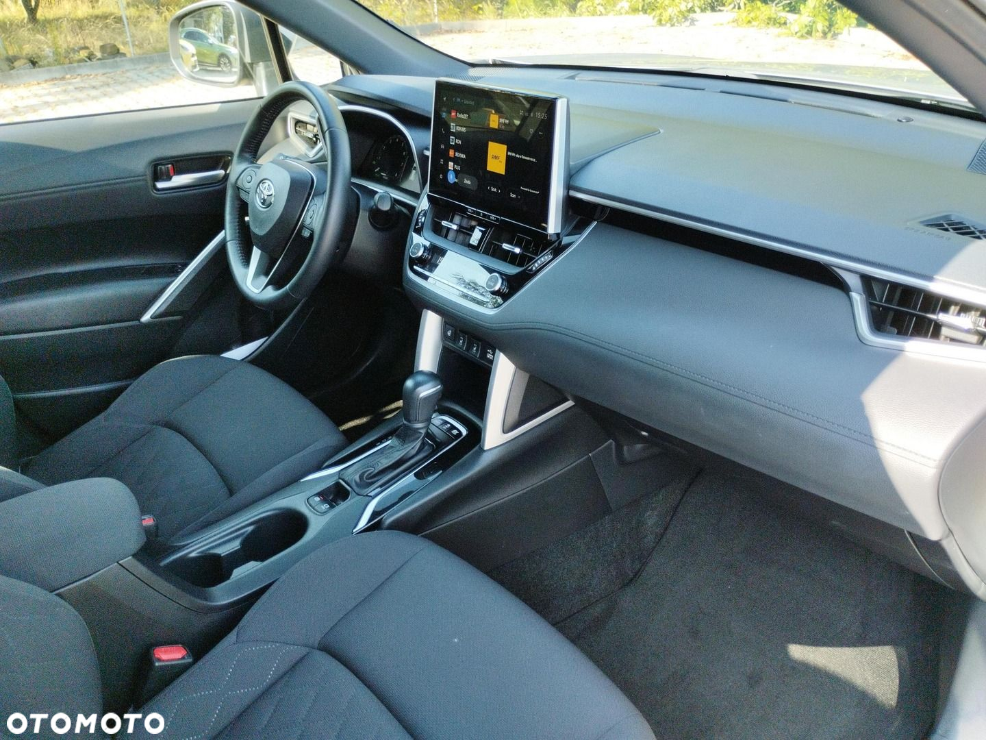 Toyota Corolla Cross - 11