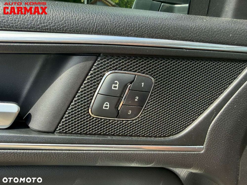 Ford Galaxy - 12