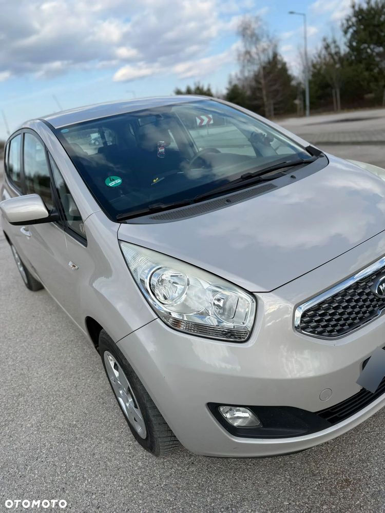 Kia Venga 1.6 L - 2