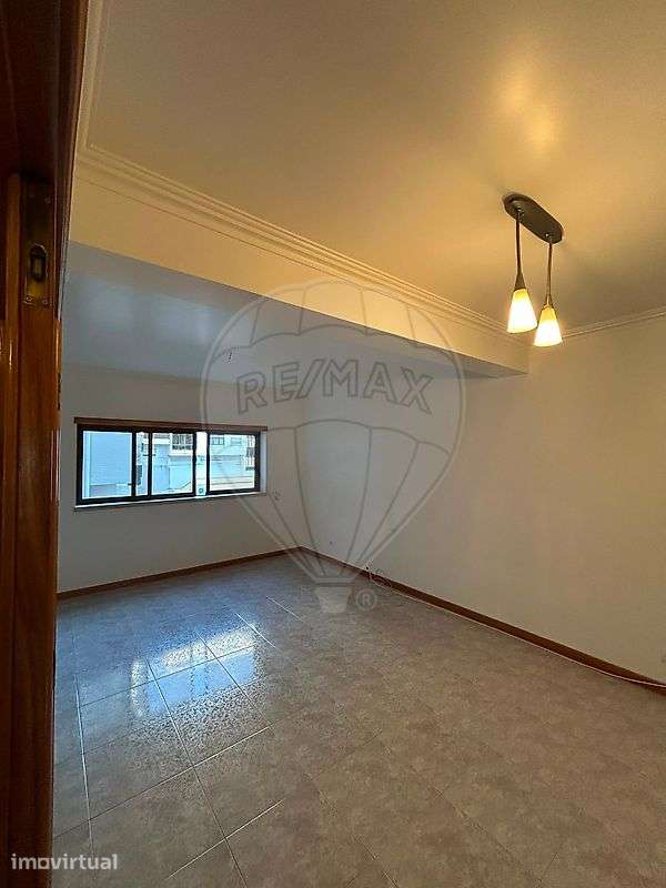 Apartamento T2 para arrendamento - Grande imagem: 5/14
