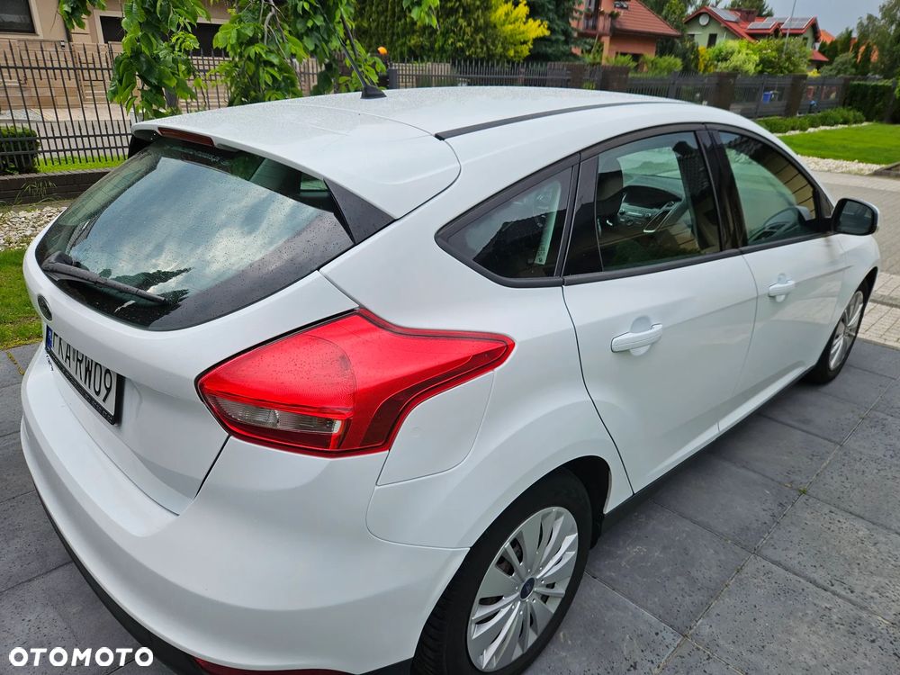 Ford Focus 1.5 TDCi Trend - 4