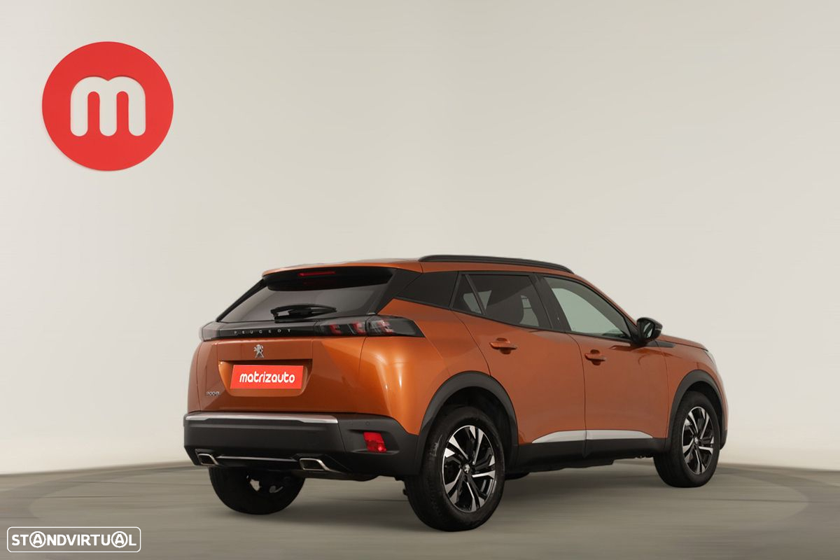 Peugeot 2008 1.2 PureTech Allure EAT8 - 4