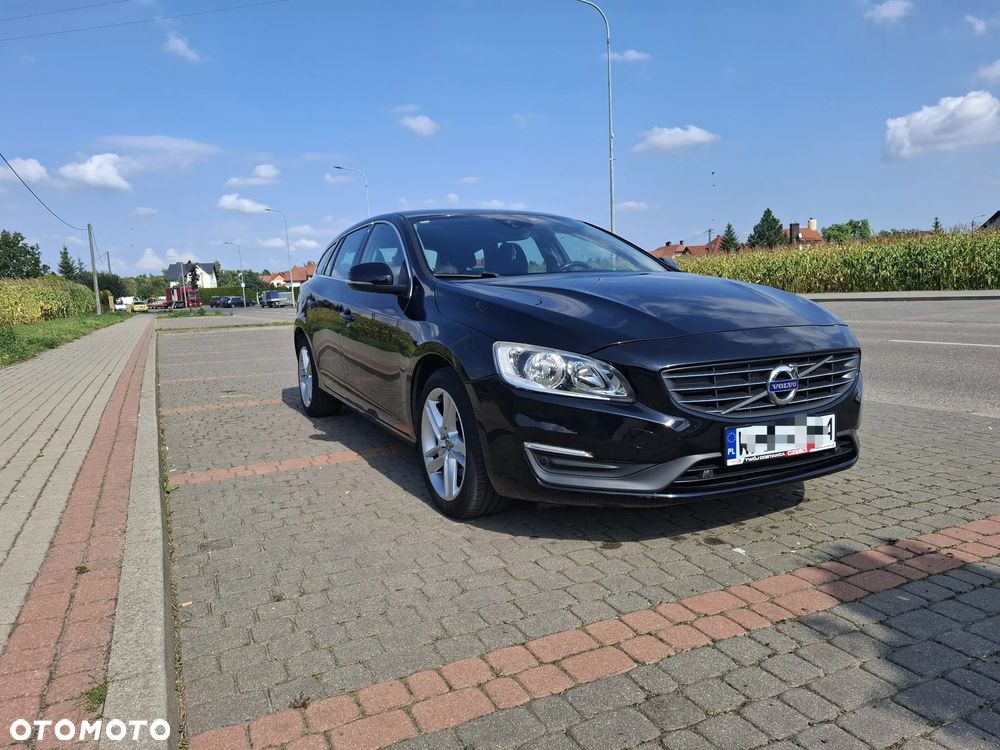 Volvo V60 D2 Base - 1