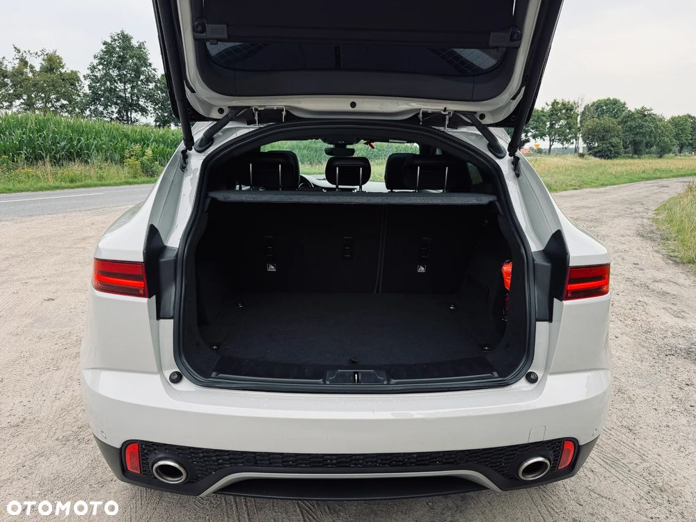 Jaguar E-Pace - 7