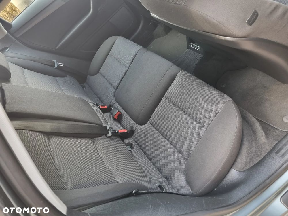 Audi A3 Sportback 2.0 TDI DPF Ambiente - 14